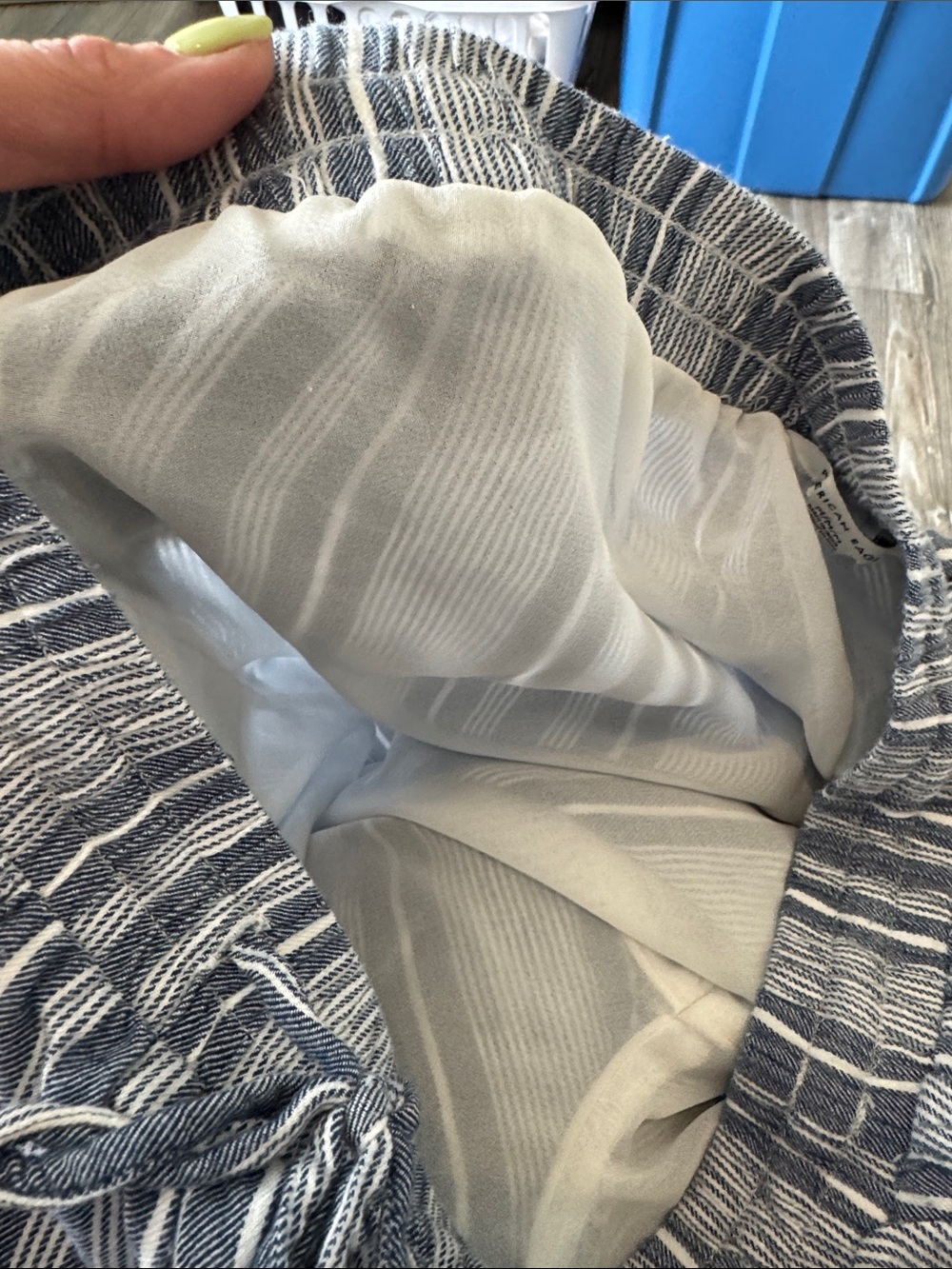 AE Flowy Striped Drawstring Pants - Picture 9 of 10
